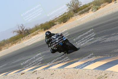 media/Mar-28-2022-Superbike Trackdays (Mon) [[b8603d0f67]]/Open Track Time/Turn 3 Inside/